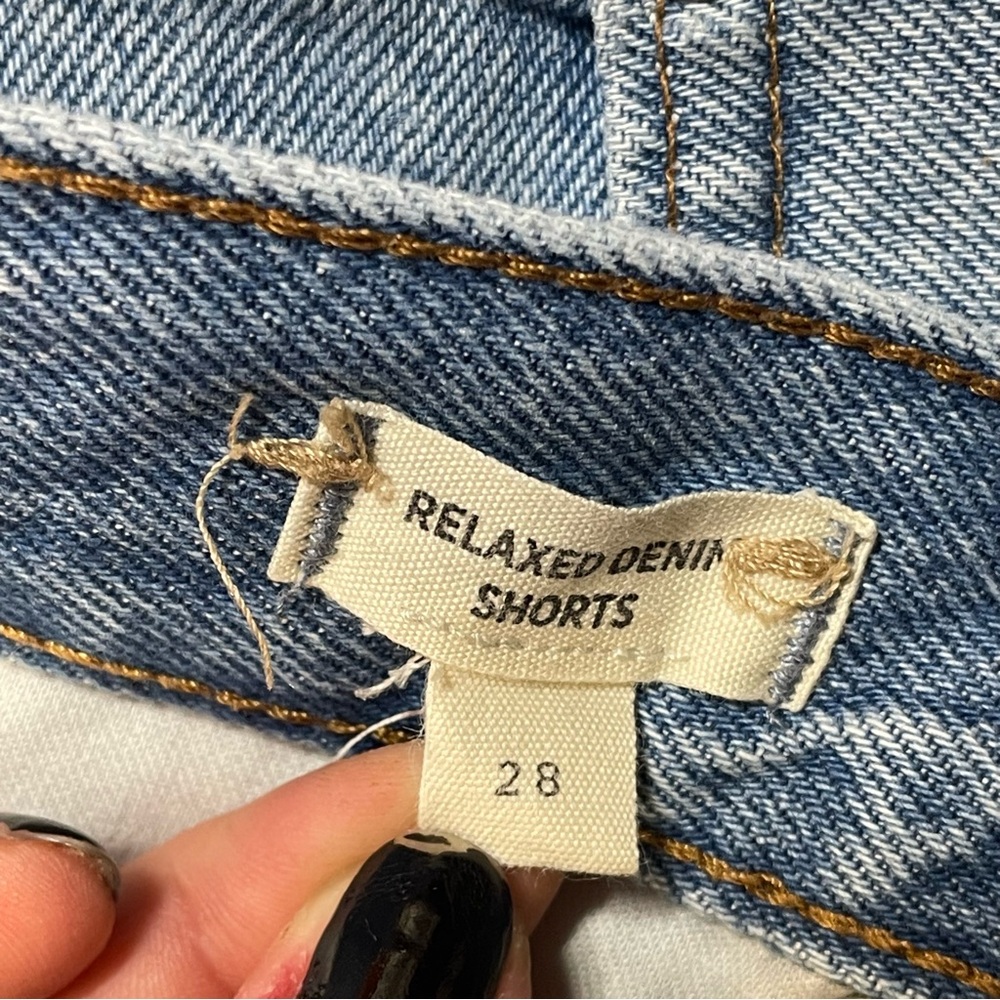 Madewell Relaxed Denim Shorts Rosemount Wash: Destroyed Hem Edition - Womens 28 - Picture 5 of 11